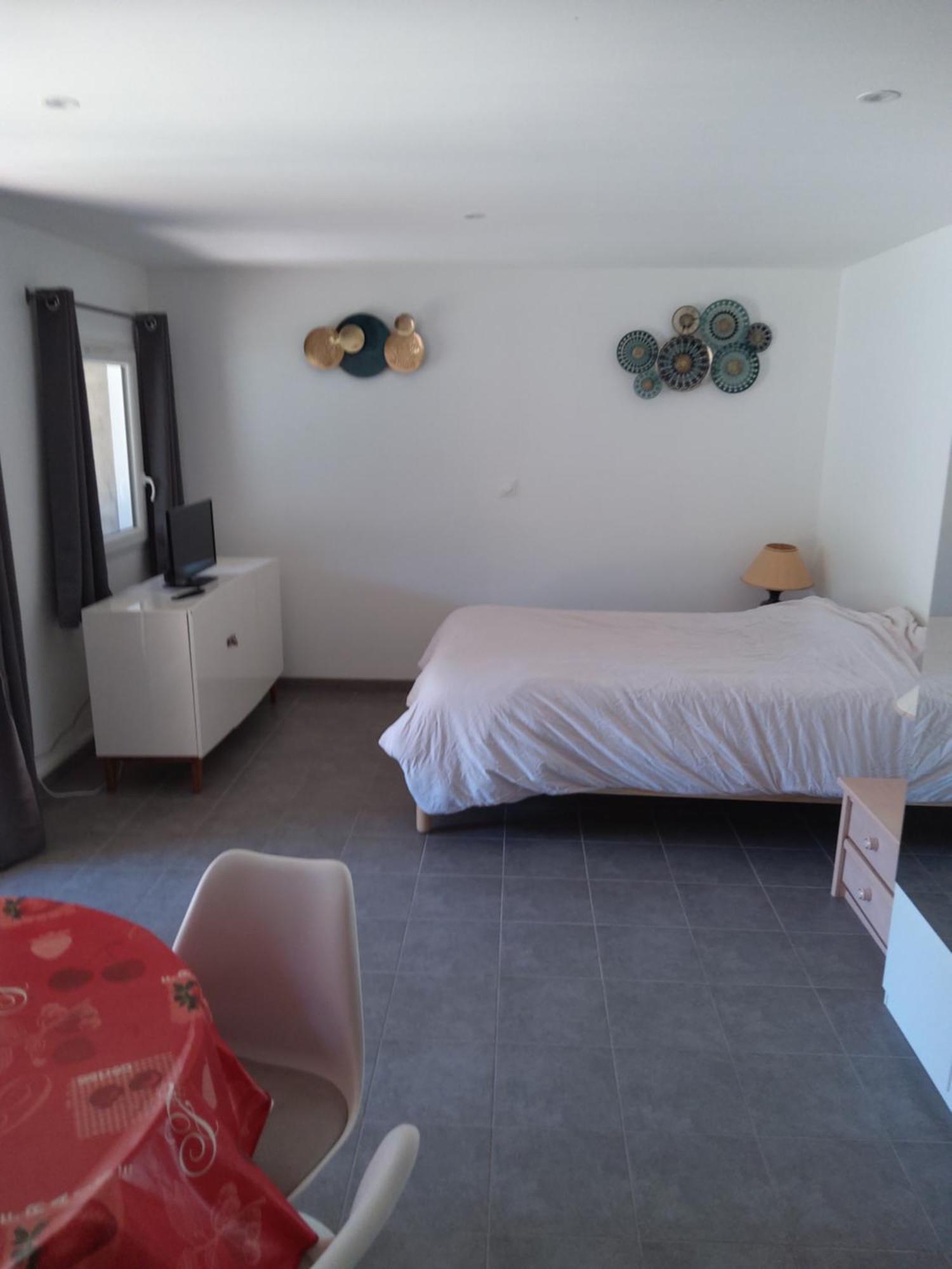 Meuble Avec Cour Appartement Sotteville-lès-Rouen Buitenkant foto