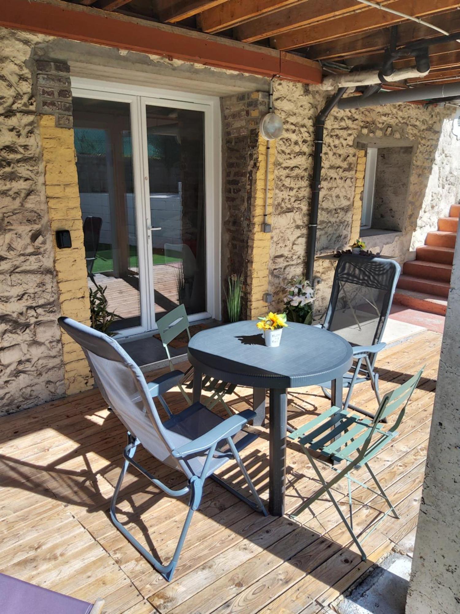 Meuble Avec Cour Appartement Sotteville-lès-Rouen Buitenkant foto